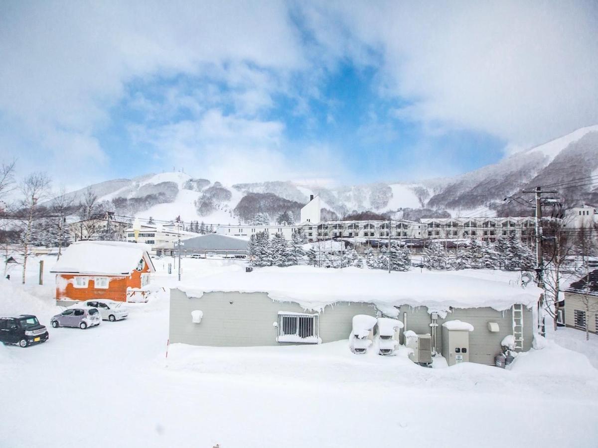 Rusutsu Lodges Pension Lilla Huset Niseko Luaran gambar