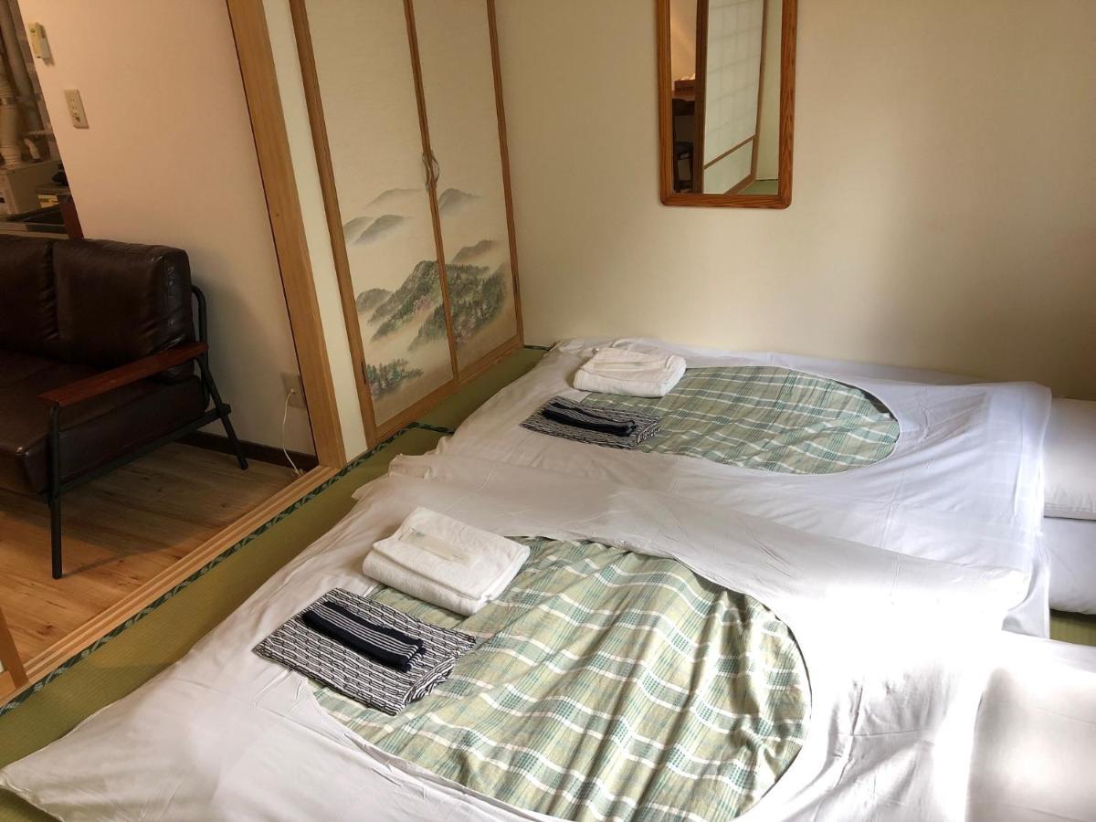 Rusutsu Lodges Pension Lilla Huset Niseko Luaran gambar