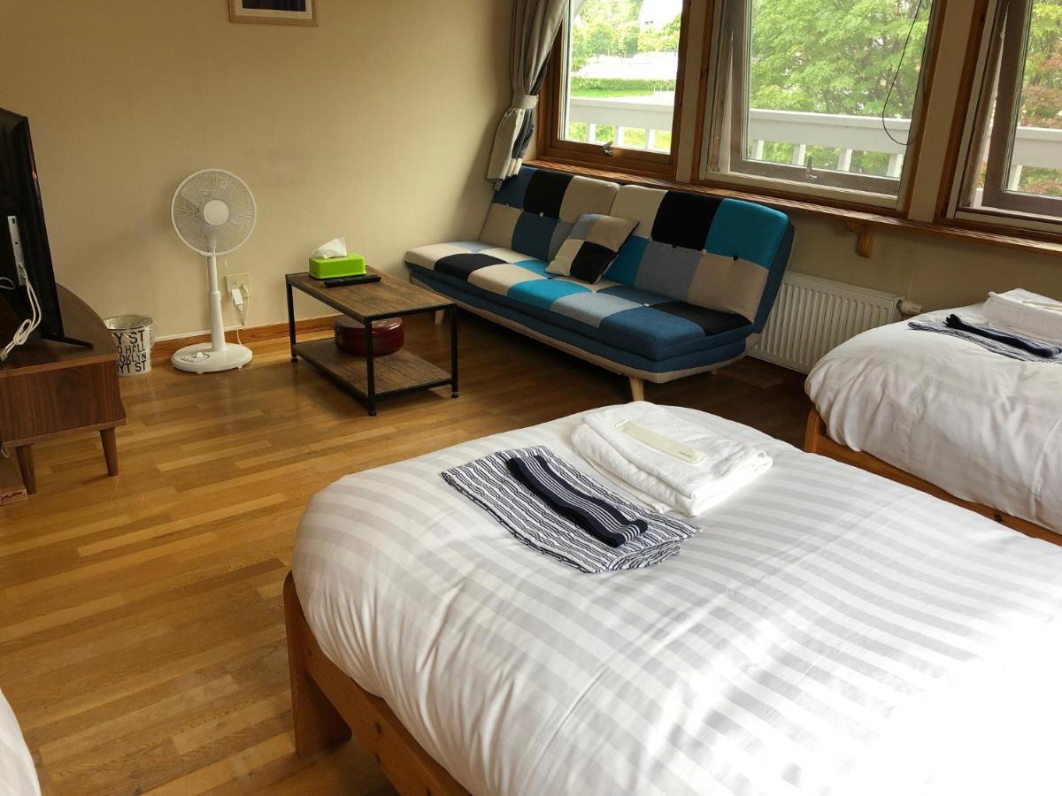 Rusutsu Lodges Pension Lilla Huset Niseko Luaran gambar